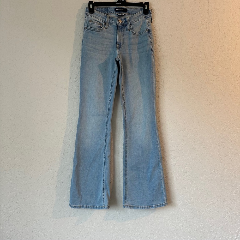 Women's Light Blue Jeans
